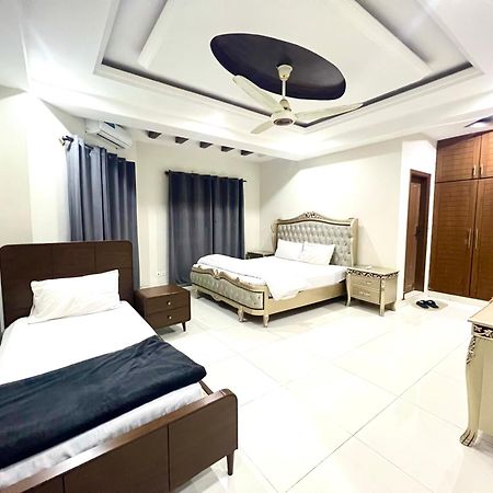 Luxury Apartment Rentals اسلام اباد المظهر الخارجي الصورة