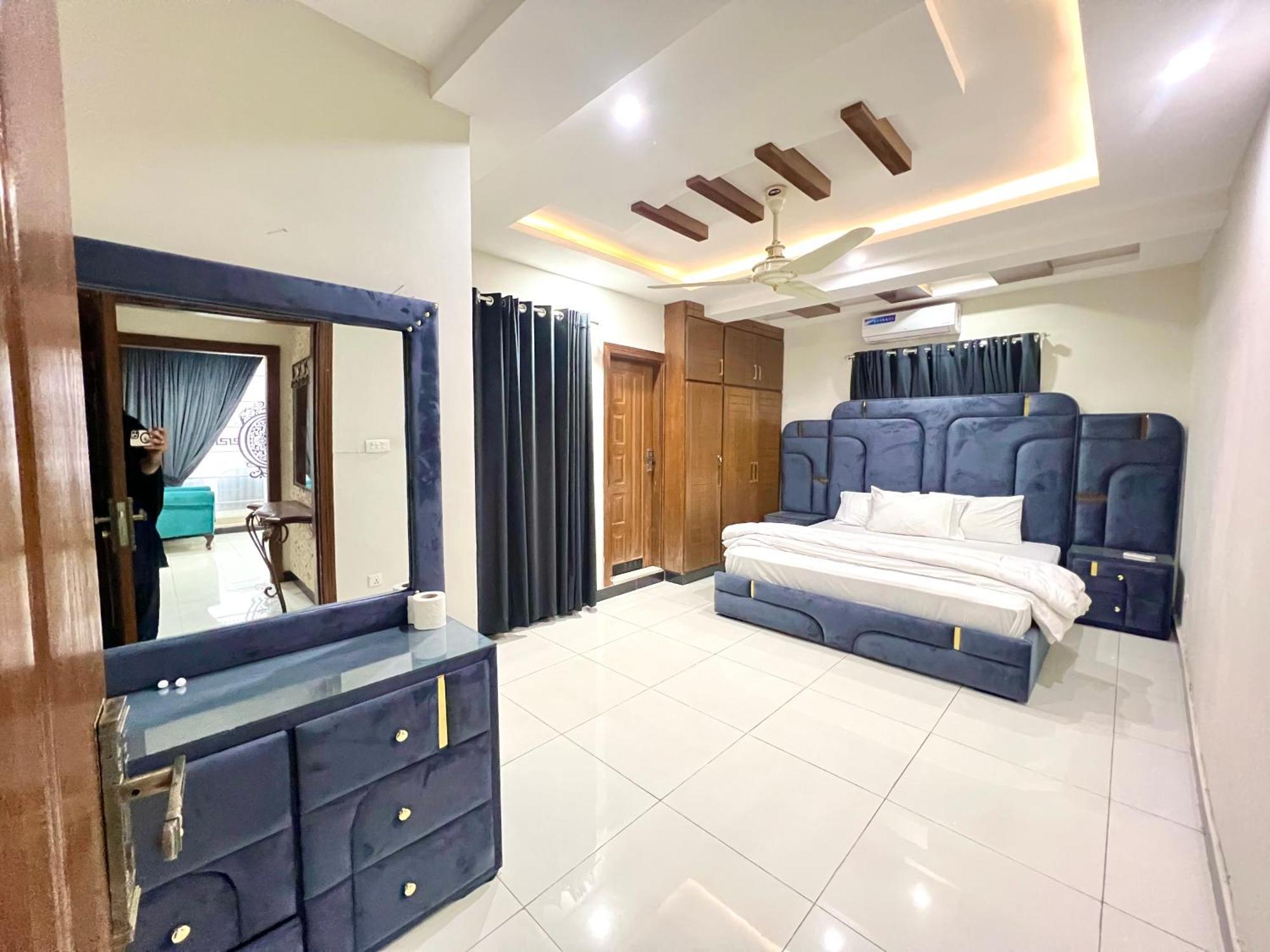Luxury Apartment Rentals اسلام اباد المظهر الخارجي الصورة